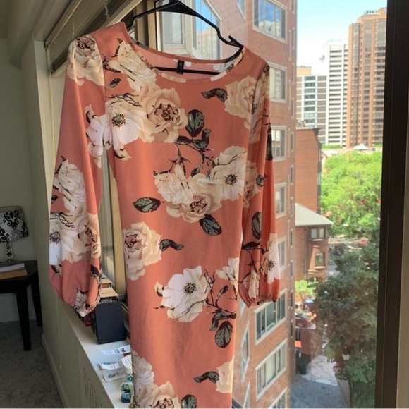 Zaful floral dress - Picture 3 of 3